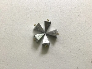 25 (TWENTY FIVE) 1OZ PYRAMID SINKERS LEAD FISHING WEIGHTS FREE SHIPPING - Picture 1 of 2