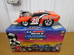 1969 Chevrolet Chevelle Tony Stewart MUSCLE MACHINES 1/18 Orange box car diecast - Picture 1 of 9