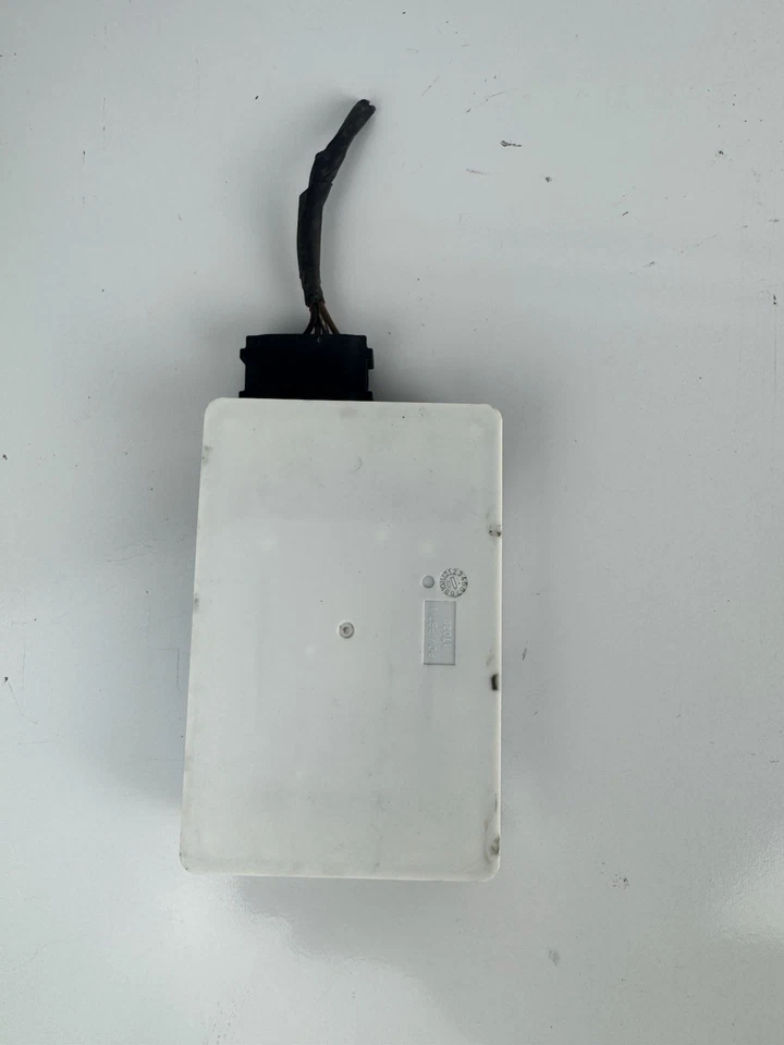 Chrysler Town Country 56038886ab 2008-2016 sensor de detección de punto ciego radar Foto 1 de 3