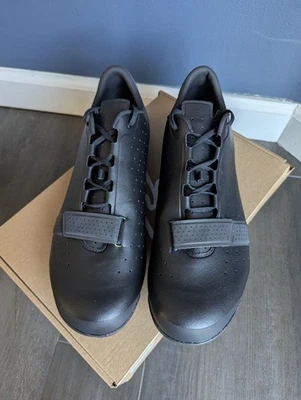 Zapatos de ciclismo Rapha Explore estilo encaje. Negro. Talla 46 Nuevo Foto 1 de 4