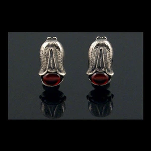 Georg Jensen Ear Clips Of The Year 2007 with Garnet - Picture 1 of 2