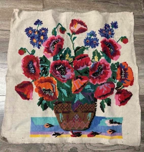Vintage Large Embroidered Picture Tapestry Homespun Canvas Linen Flowers in a Va - Picture 1 of 9