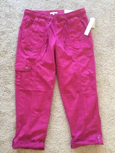 Woman’s Maurices 5/6 Pink Crop Cargo Pants NWT - Picture 1 of 5