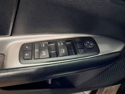 Interruptor de ventana de puerta delantera lado conductor LH 2011 Journey Sku#4264074 Foto 1 de 4