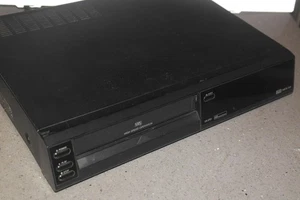 ITT Nokia VR 3701 VCR VHS Video Cassette Recorder Vintage FOR PARTS OR REPAIR - Picture 1 of 16