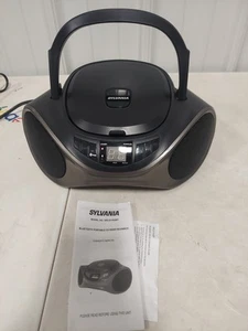 Sylvania tragbarer Bluetooth/CD/AM/FM Radio Ghettoblaster SRCD1063BT getestet & funktionsfähig - Bild 1 von 7