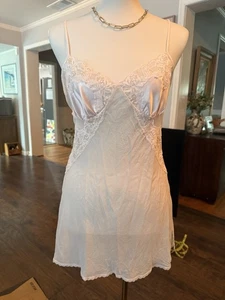 Victoria's Secret Dress Y2K Women Medium Baby Pink Fairy Coquette Femme Lace - Picture 1 of 15