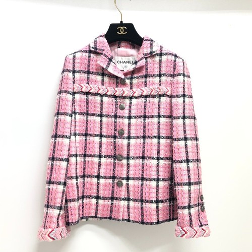 CHANEL P77302 24S CC Mark pulsante Abbigliamento Top Capispalla Manica Lunga Abiti Giacca