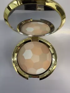 Signature Club A Kaleidoscope Translucent Finishing Powder 0.28 oz w/ FREE BRUSH - Picture 1 of 3