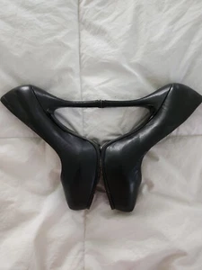 guess by marciano Heels/pumps Black Leather Size 7 - Picture 1 of 8