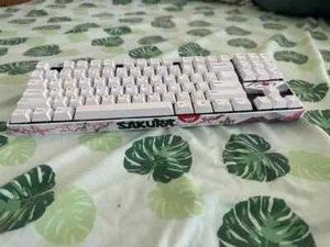 Custom built keyboard redragon fully built 75% keyboard red switches - Picture 1 of 3