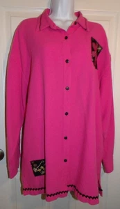 Super süßes Langarmshirt rosa mit schwarzem Besatz & Patches WEK - XL - Bild 1 von 3