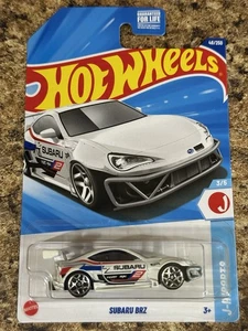 Hot Wheels 2025 weiß Subaru BRZ 48/250 J-Imports 3/5 L Koffer - Bild 1 von 5
