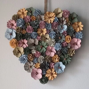 Handmade Pastel Fir Cone Flowers Decorative Love Heart Wall Hanging - Picture 1 of 11