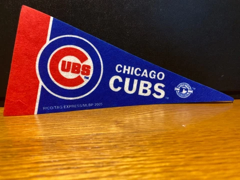 MAJOR LEAGUE BASEBALL MINI PENNANTS 4X9 "CHOOSE FROM LIST Cover