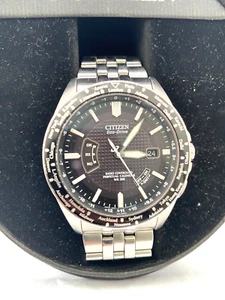 Calendario controlado por radio Citizen para hombre Eco-Drive 200 MT WR H145-S074416 y caja - Imagen 1 de 12