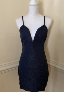 Vestido ceñido al cuerpo Bailey azul cuello brillante crepé gris carbón para mujer talla grande” - Imagen 1 de 9
