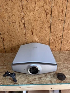 Sony HDMI VPL-VW100 Home Theater Projector, silver, great condition - Picture 1 of 9