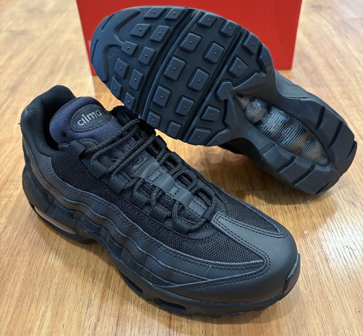 Nike Air Max 95 Essential Triple Black for Sale Nike Air Max 95 Essential Triple Black for Sale