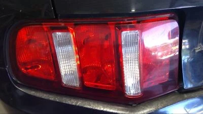 Conjunto de luz trasera izquierda usado se adapta a: Ford Mustang 2012 grado A izquierdo Foto 1 de 4