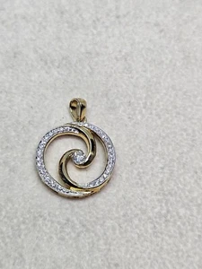 Colgante de diamantes Cavill & Co de oro de 9 quilates (1,85 g) - Imagen 1 de 7