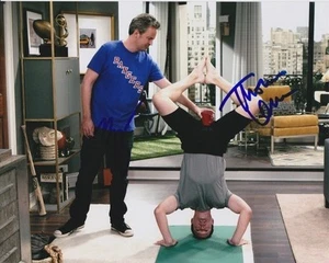 MATTHEW PERRY & THOMAS LENNON Signed 8x10 THE ODD COUPLE Photo w/ Hologram COA - Picture 1 of 2