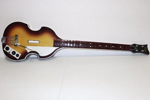 Wii RockBand Hofner Bass Beatles Wireless Guitar Model NWGTS3 No Dongle - Imagen 1 de 5