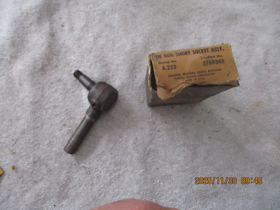 NUEVO 1958-1960 CHEVROLET IMPALA, BELAIR, BISCAYNE BARRA DE AMARRE DERECHA PARTE FINAL 3769342 Foto 1 de 4