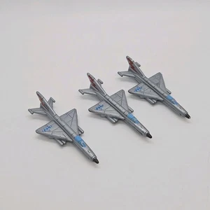 Micro Machines Militare MiG-21 Aereo Freedom Force Jet Plane Lotto di 3 - Foto 1 di 4