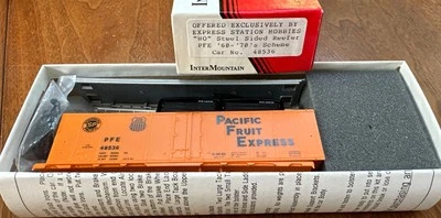 Intermountain HO Kit Express Station Steel Side Reefer PFE 60’s-70’s #48536 NY - Image 1 of 4