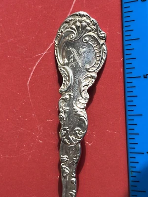 Watson Victoria Sterling Silver rococo ornate sauce ladle 6” N monogram Foto 1 de 3