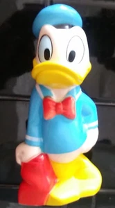 Juguete de colección de Disney Pato Donald de goma chirrido bebé niños coleccionable colorido - Imagen 1 de 2