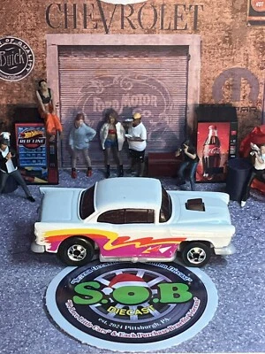 Hot Wheels Blackwalls 1955 Chevy Bel Air 1:64 Car USED EX Cond White Diecast Car - Image 1 of 4