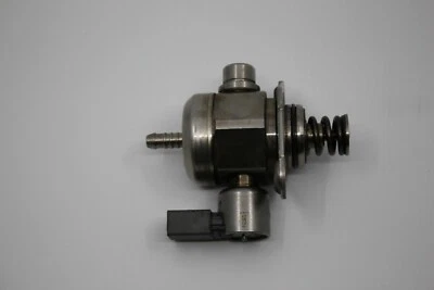 Bomba de combustible OEM Volkswagen Beetle Eos Golf Jetta Passat 2.0  Foto 1 de 3