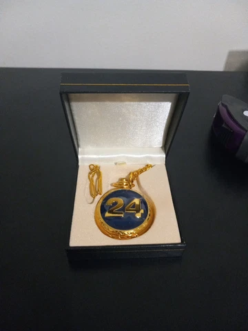#24 Jeff Gordon Collector Pocket Watch Vintage Blue Cover
