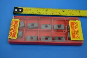 Insertos Sandvik Coromant x 10 R215.44-15 T3 31-AAH H13A K20 M15 6N0434139 - Imagen 1 de 3