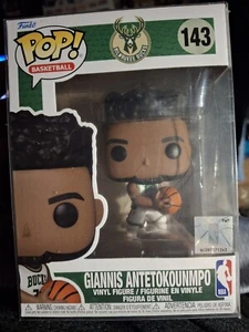 Funko Pop! Vinyl: Giannis Antetokounmpo #143 - Picture 1 of 4