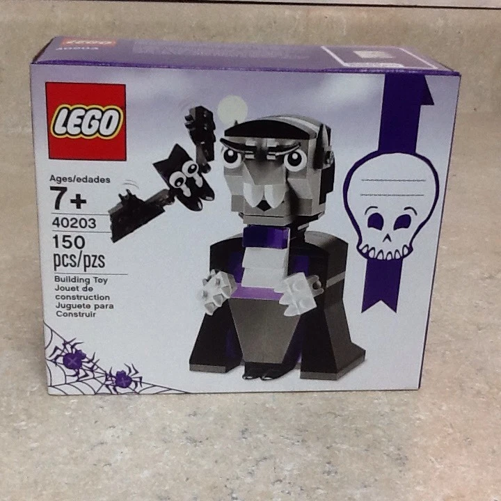 Lego Vampire And Bat 40203 - Image 1 of 1