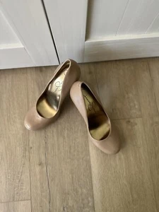 Jessica Simpson Nude Calie Pumps 8.5 - Picture 1 of 4