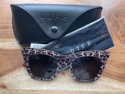 DIFF Kaia 豹纹龟和灰色眼镜全新带标签带盒 — 第 1/4 张图片