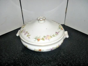 Vintage Wedgwood Mirabelle Tureen with Lid (R4537) - Picture 1 of 5