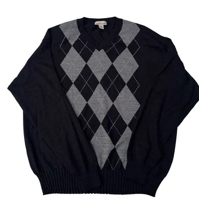 Merino Wool Blend Pronto Uomo Black and Gray Argyle VNeck Sweater Fit XL to XXL - Image 1 of 4