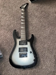 Jackson JS Series Dinky Minion JS1X Chitarra elettrica 3/4 - Silver Burst #M1009 - Foto 1 di 6