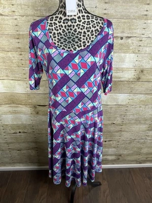 NWOT LulaRoe Nicole 2xl xxl - Fast Shipping - Image 1 of 4