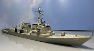 1/700 Scale Ship US Navy Destroyer USS Momsen  DDG-92 Built Model Custom Detail