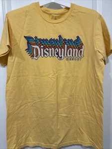 Disneyland Resort Tiny Kingdom Partner Statue Pin Yellow Rainbow Tee Shirt LG - Picture 1 of 4