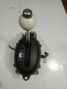 0TZ25XDVAA-MX 2003-2005 Chrysler PT Cruiser Floor GEAR Shifter Lever Assembly - Picture 1 of 15