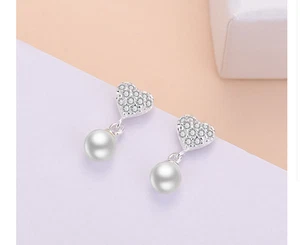 RARE PAIR OF SOUTH SEA WHITE AAA ROUND PEARL EARRING - Picture 1 of 4