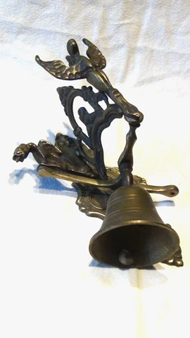 ANTIQUE VINTAGE BRASS FIGURAL WITH GRIFFINS DOOR BELL KNOCKER Cover