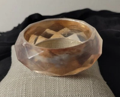 Brazalete grueso Lucita vintage translúcido facetado de 2,5 pulgadas  Foto 1 de 4